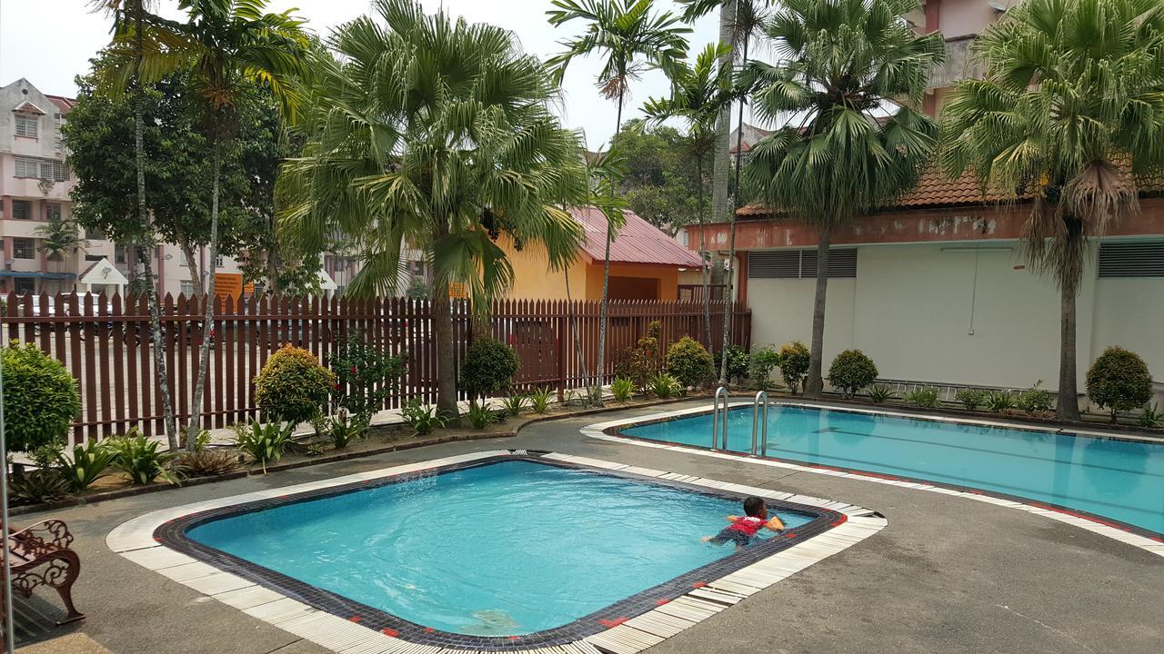 Anjung Homestay Sepang Ngoại thất bức ảnh